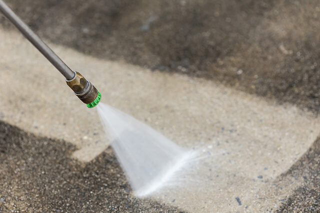 parking lot pressure washing in thornton